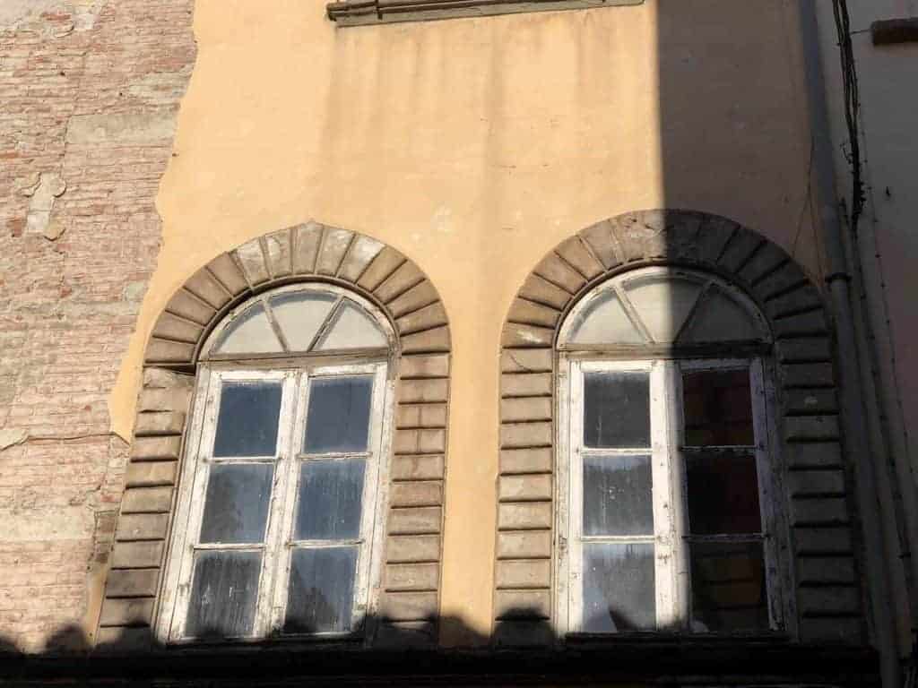 Sostituire vecchie finestre in legno