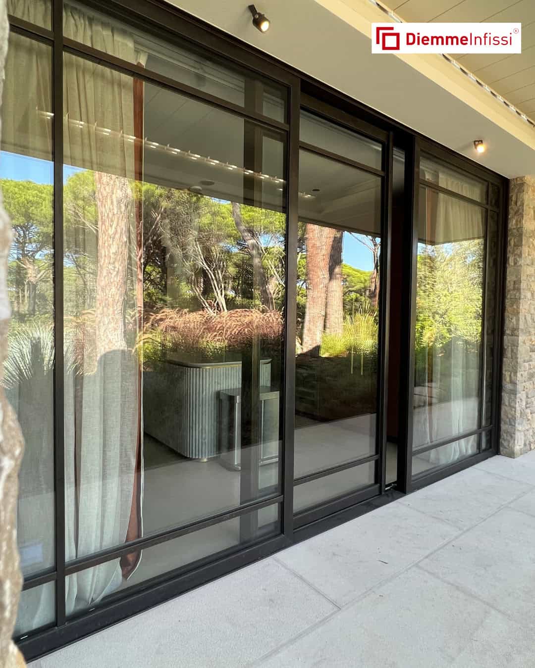 Infissi in ottone Secco Sistemi