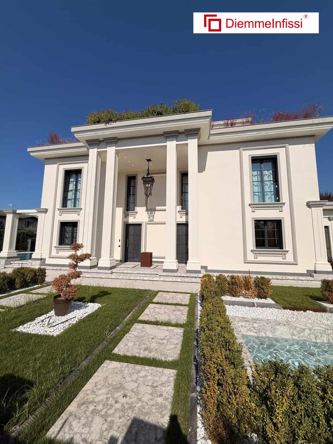 Villa di pregio a Forte dei Marmi con infissi Diemme Infissi